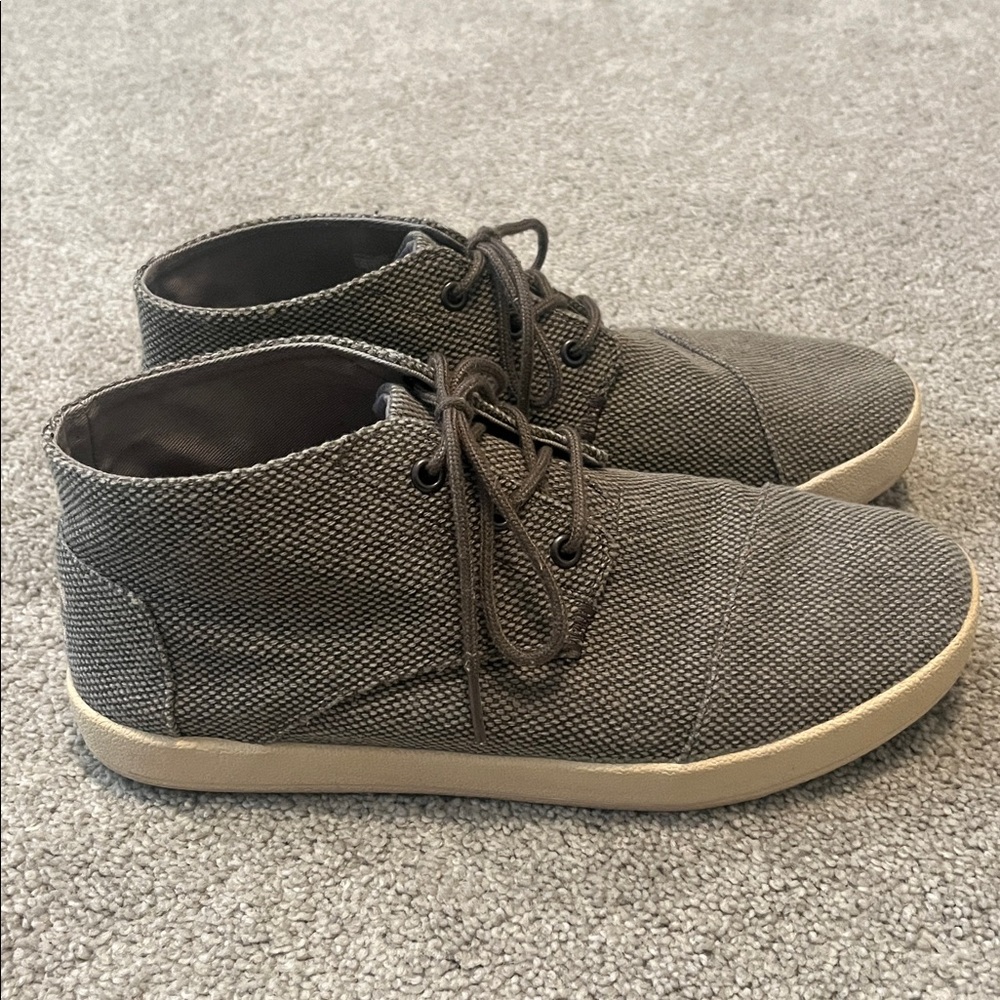 Toms Mid Terrain Lace Up Sneaker